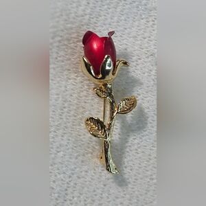 Elegant Gold and Red Rose Brooch